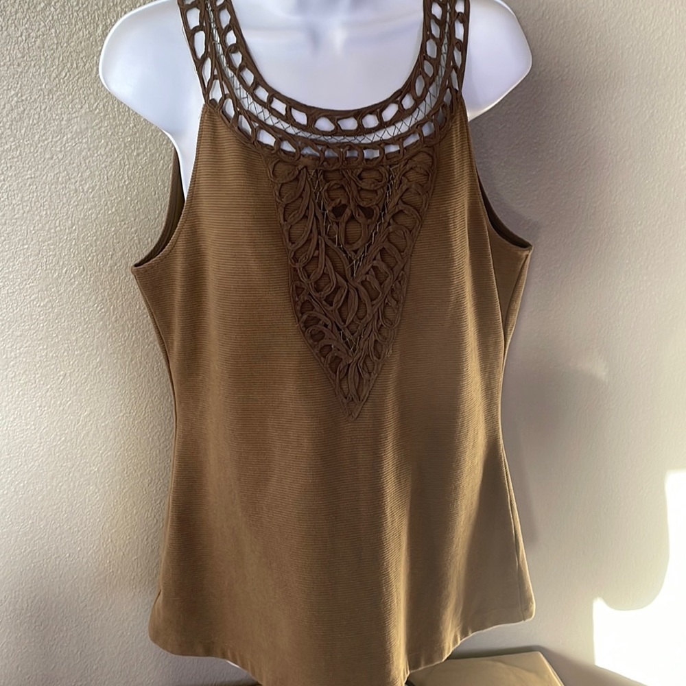 Women’s fancy tank top. Size L